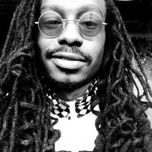 Meet your Posher, Derrick